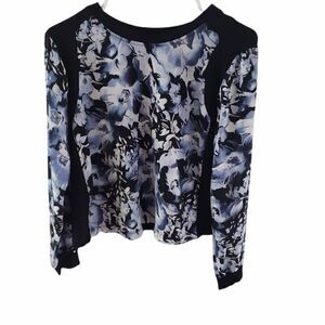 Forever21 Long Sleeves Floral Blouse